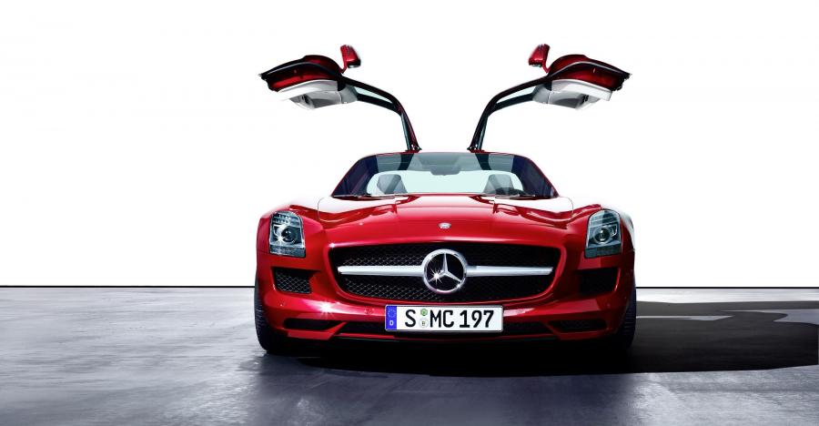  Mercedes-Benz SLS AMG 2010 года  (фото 33 из 526)